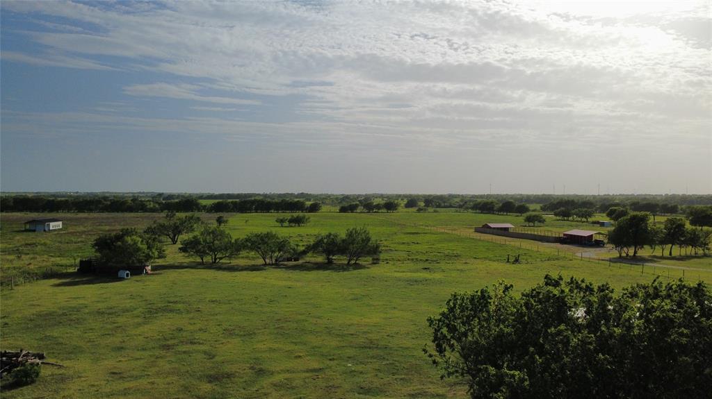 890 S Fm 1951 Property Photo 17