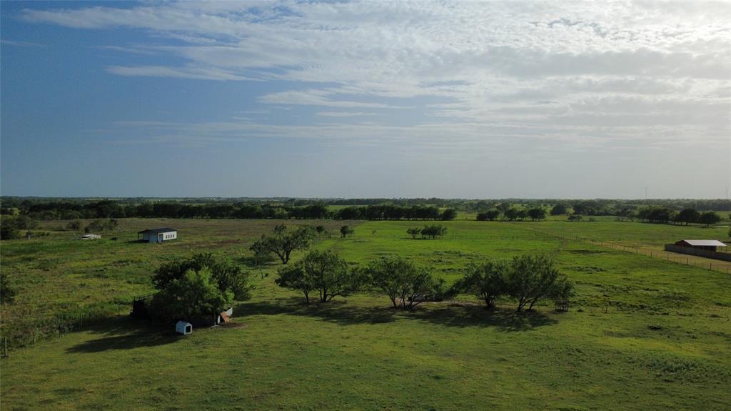 890 S Fm 1951 Property Photo 18