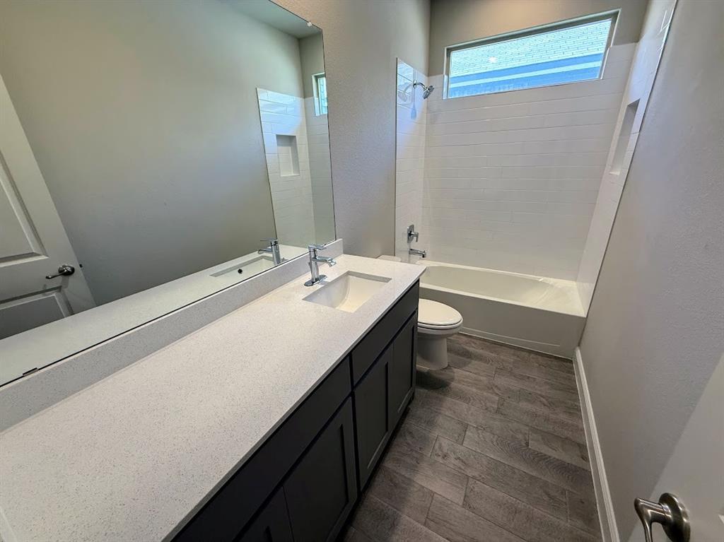 10921 Rockchapel Drive Property Photo 33