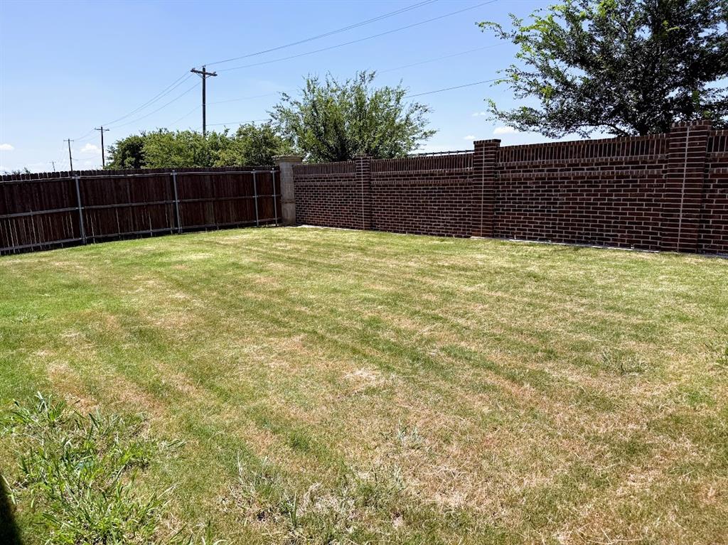 10921 Rockchapel Drive Property Photo 38