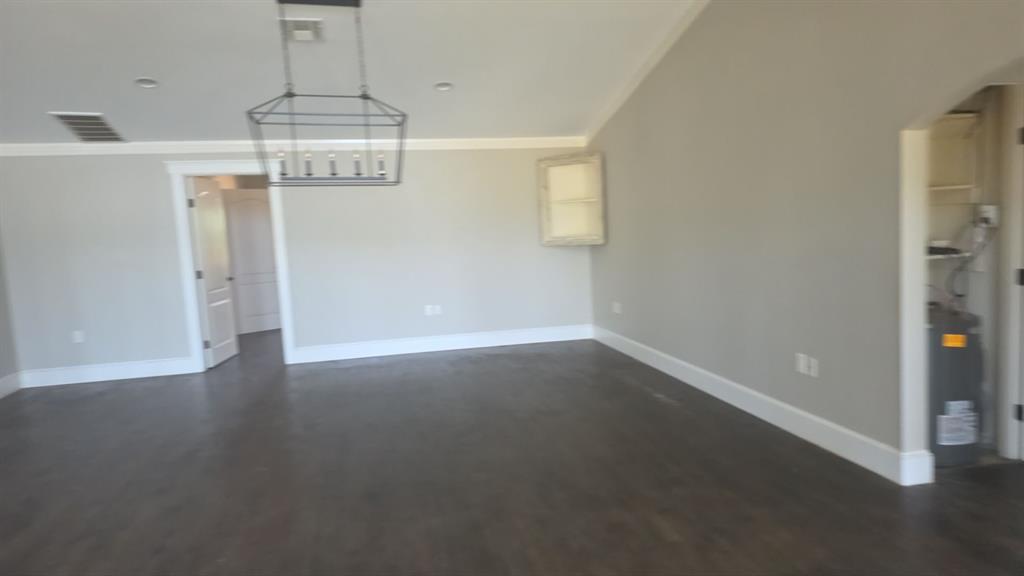 22594 Fm 47 Property Photo 10