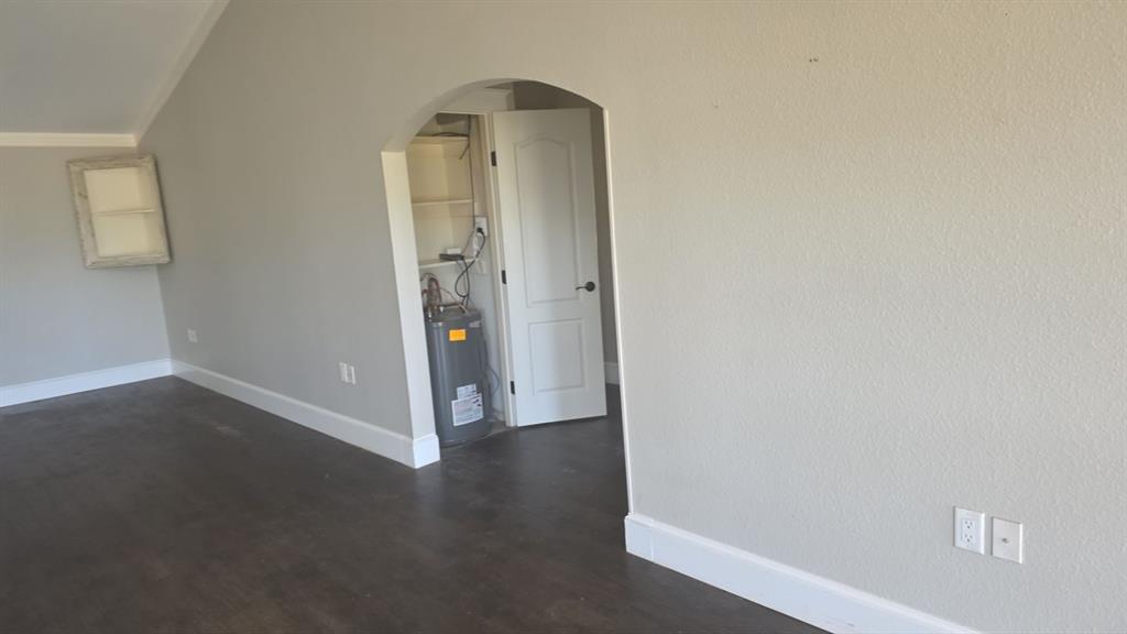 22594 Fm 47 Property Photo 25