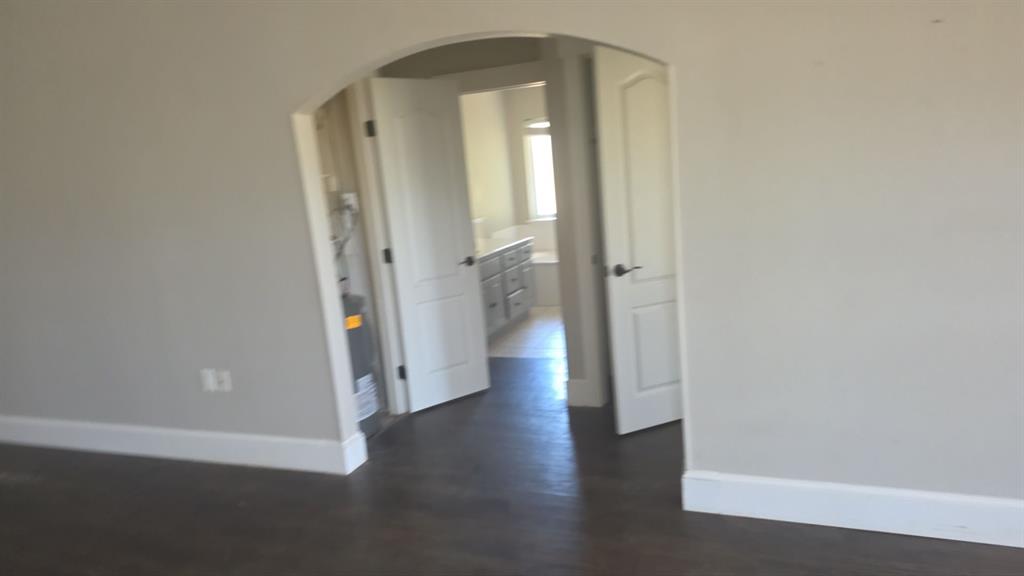 22594 Fm 47 Property Photo 28