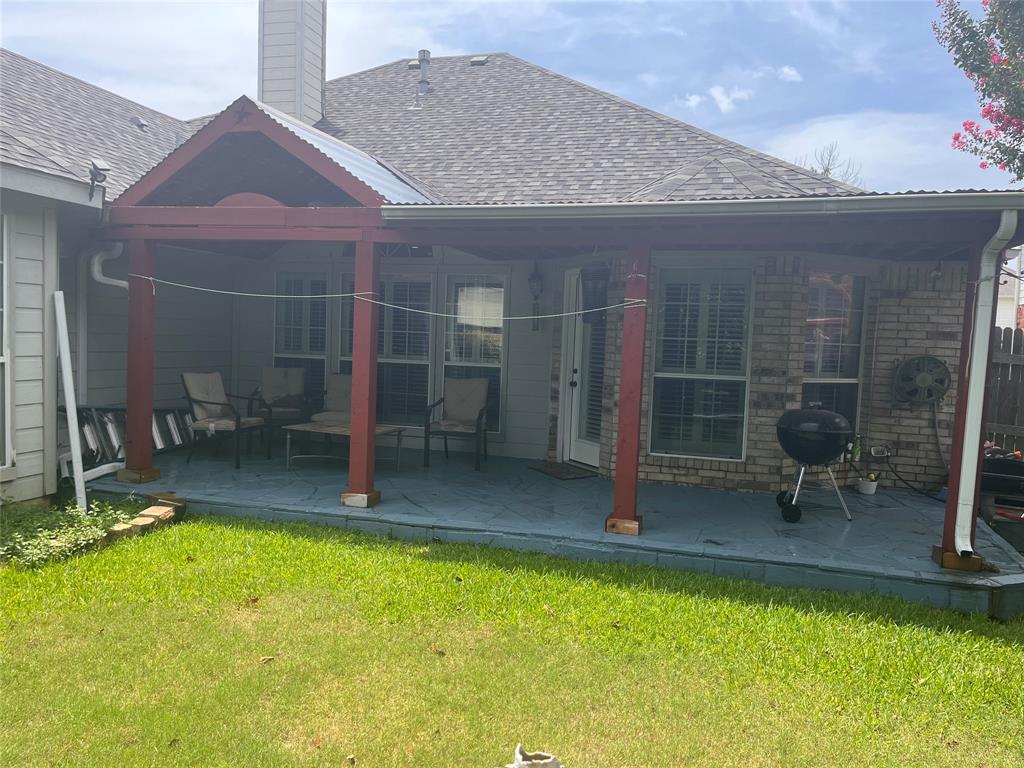 6113 Hagerman Drive Property Photo 4