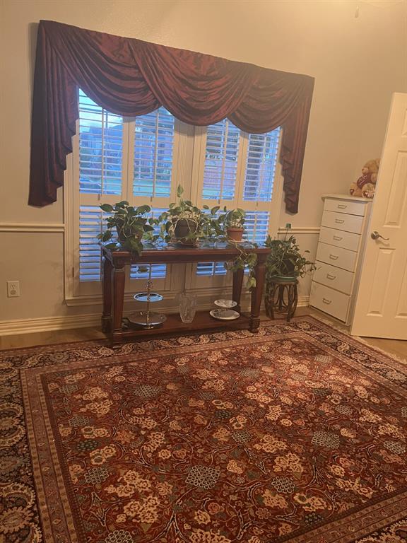 6113 Hagerman Drive Property Photo 11