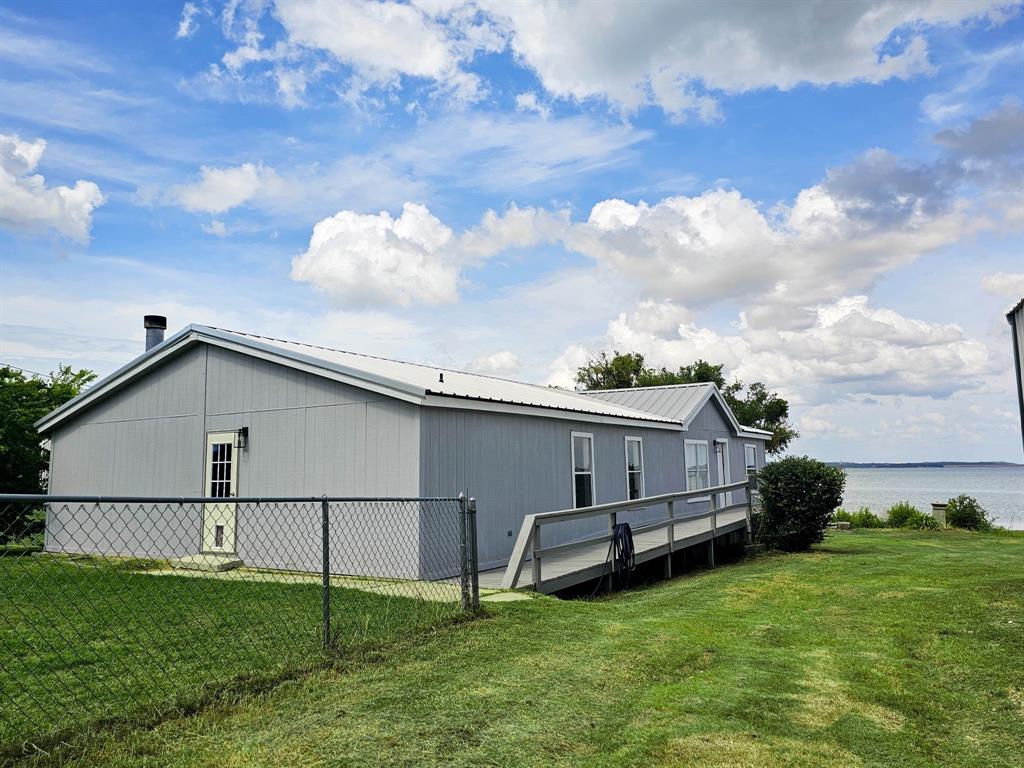 372 Meadow Pond Court Property Photo 1
