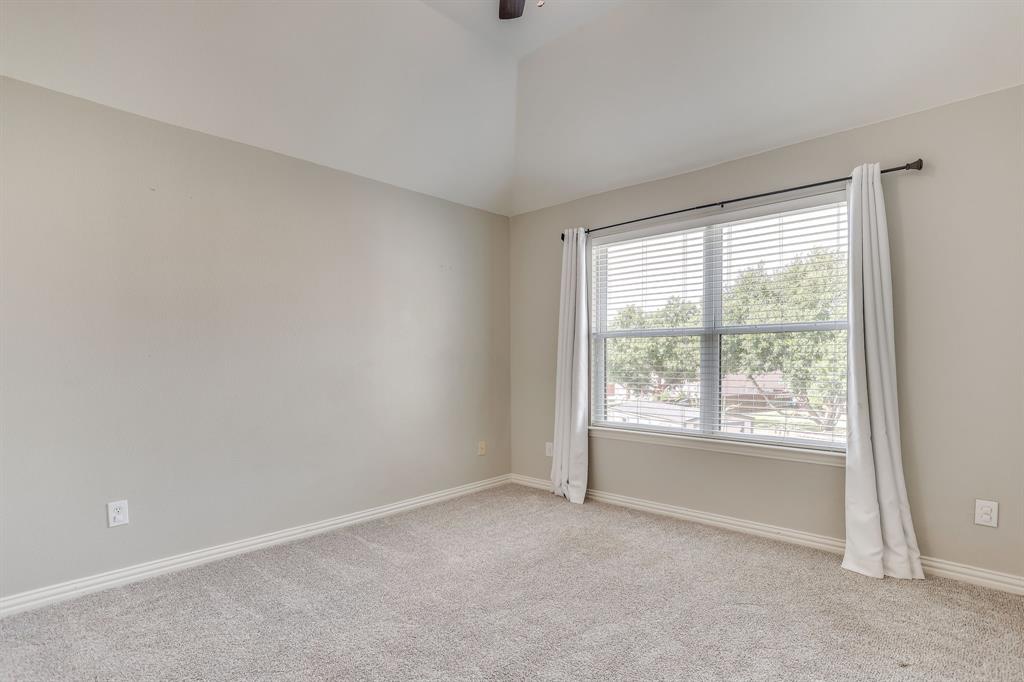 18 Hideaway Court Property Photo 29