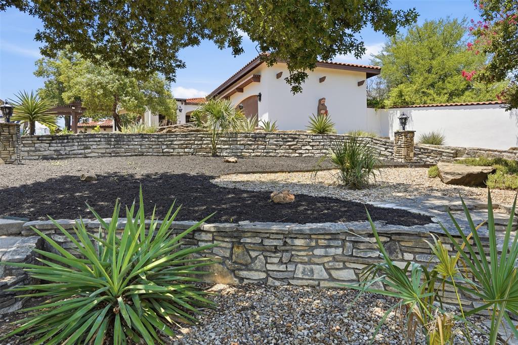 8300 Samora Court Property Photo 2