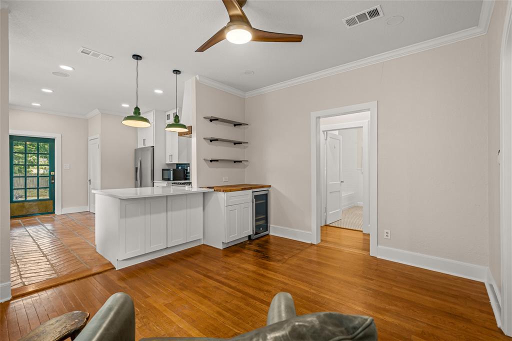 3225 Greene Avenue Property Photo 14