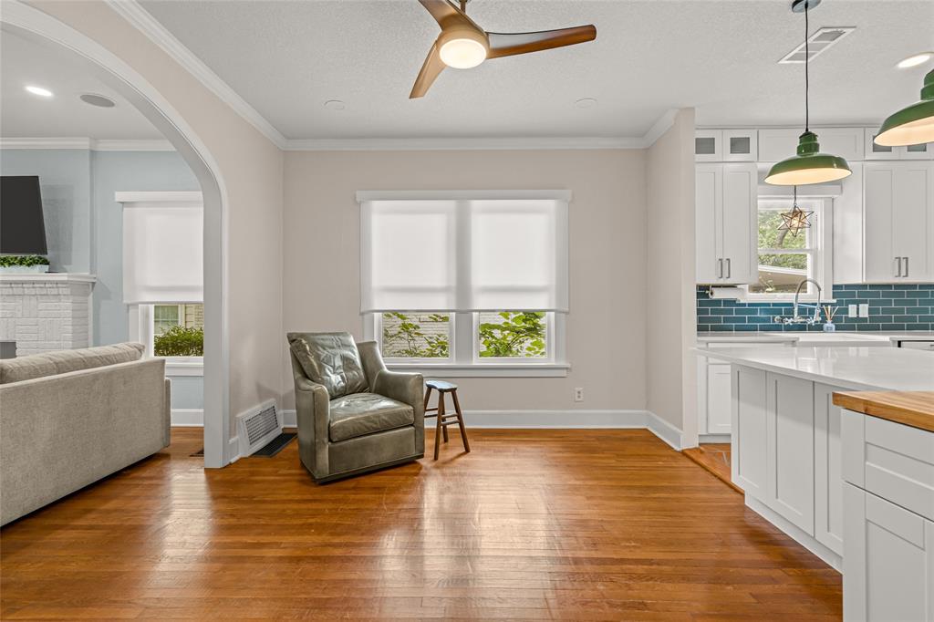 3225 Greene Avenue Property Photo 15