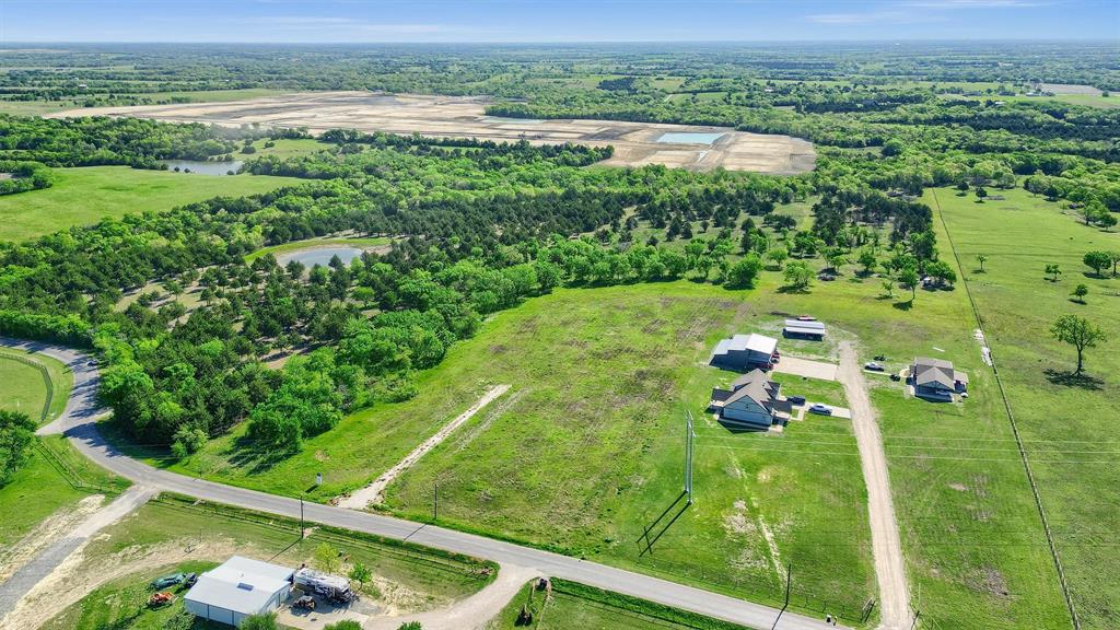 2554 Bennett Road Property Photo 3