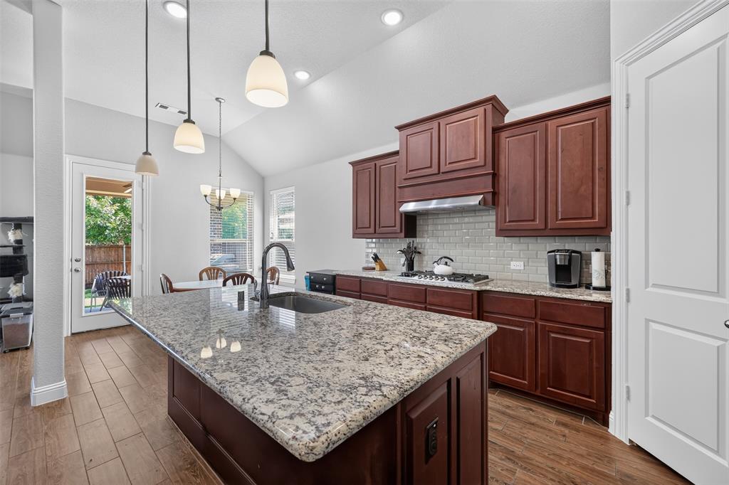 14917 Gentry Drive Property Photo 10