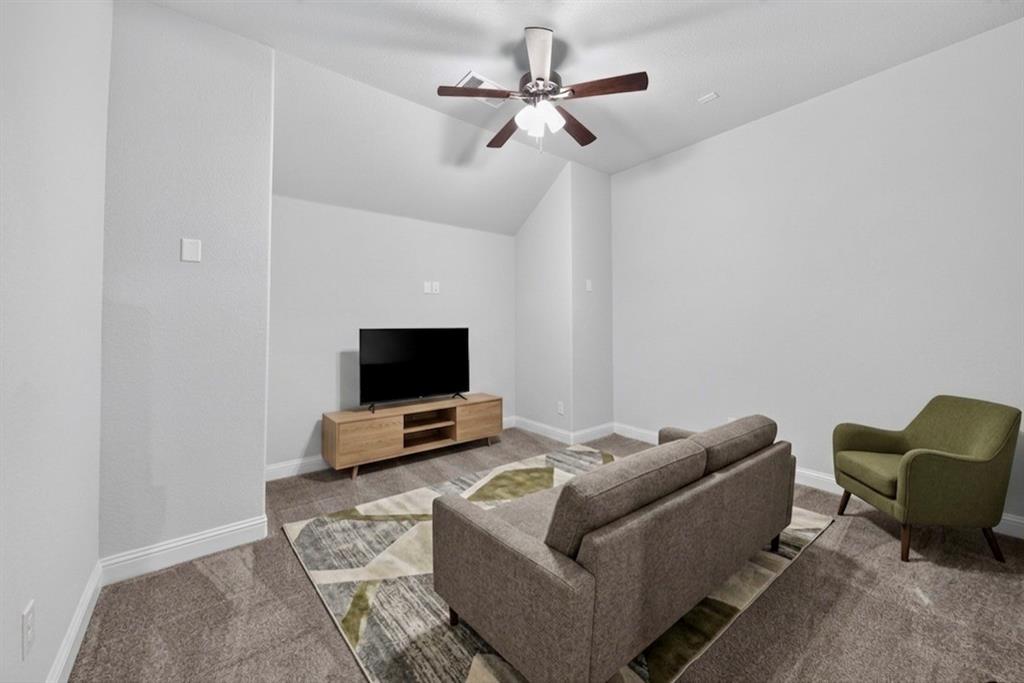 14917 Gentry Drive Property Photo 17