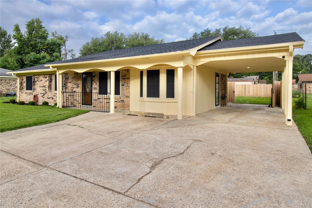 2114 Handley Street Property Photo 3