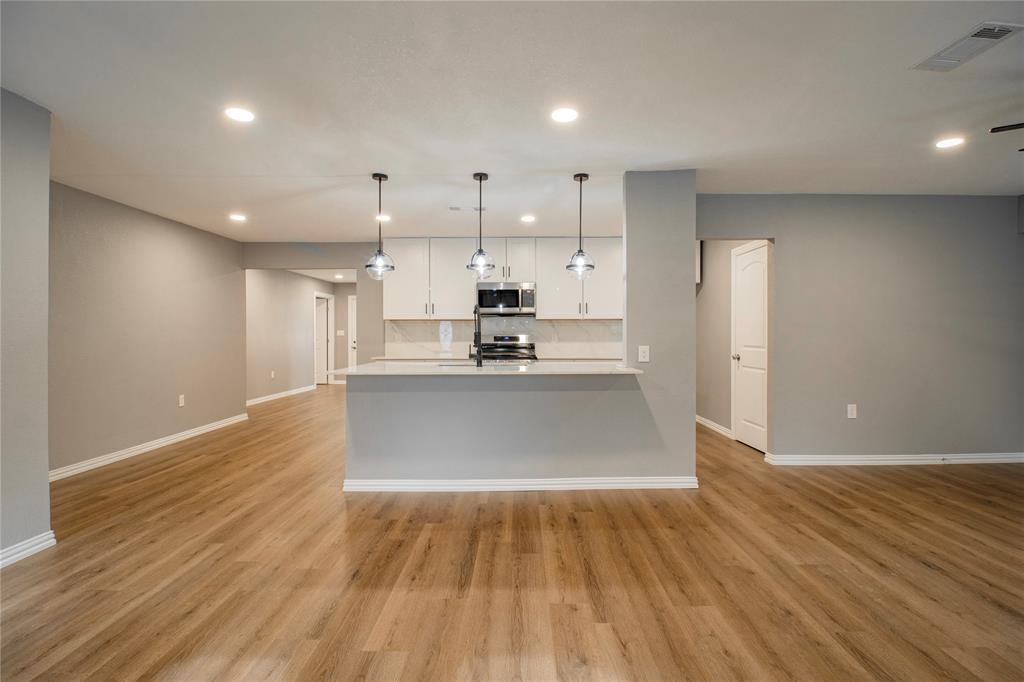 2114 Handley Street Property Photo 13