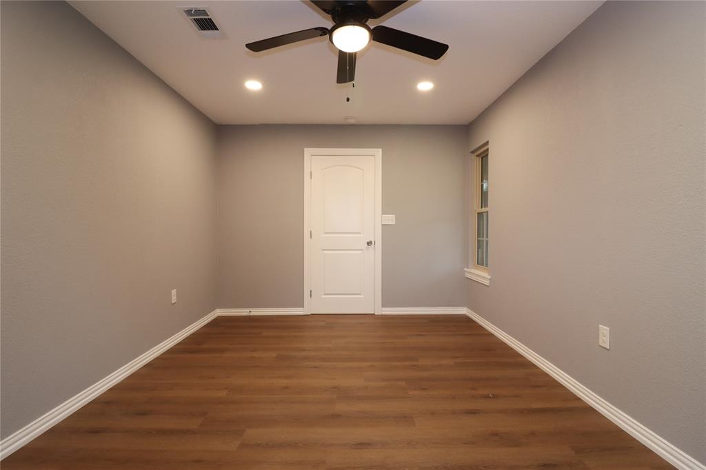 2114 Handley Street Property Photo 21