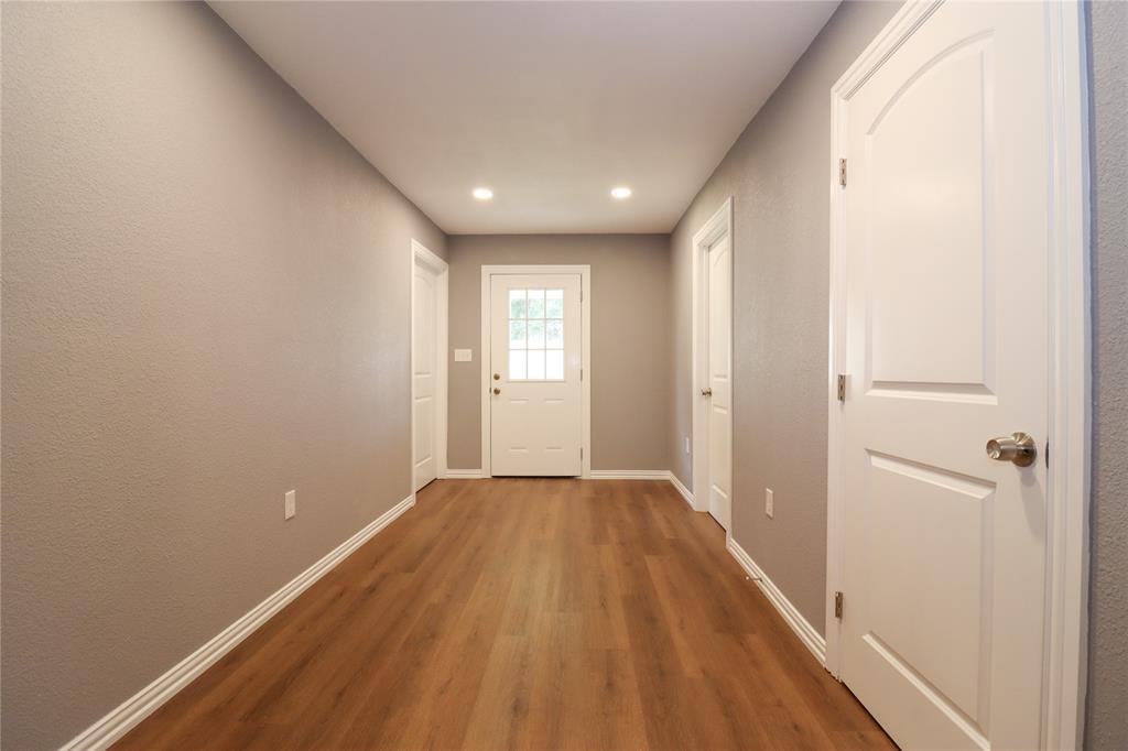 2114 Handley Street Property Photo 25