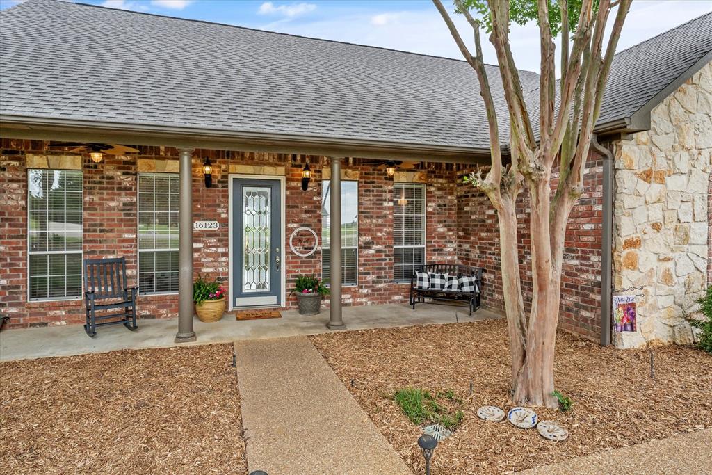 16123 Steep Road Property Photo 8