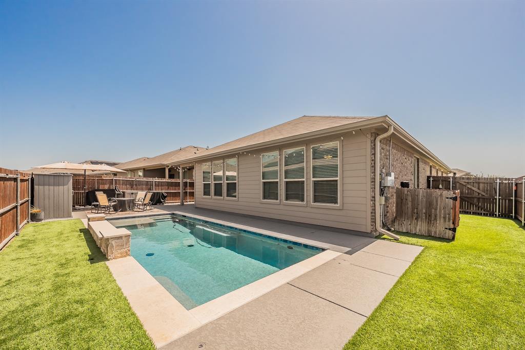 15901 Charing Cross Drive Property Photo 1
