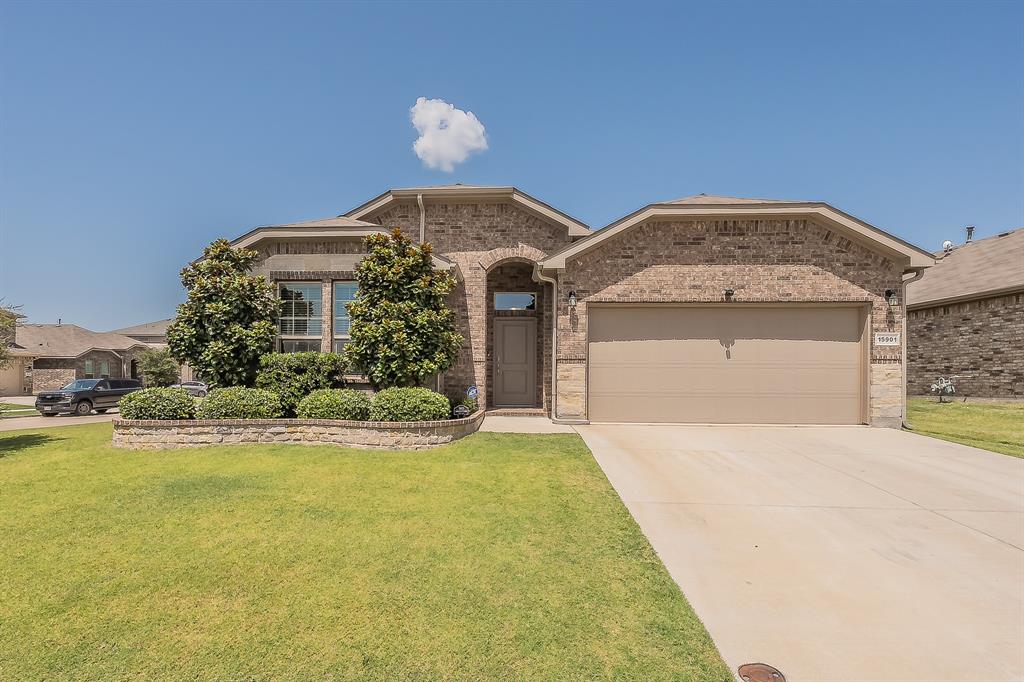 15901 Charing Cross Drive Property Photo 2