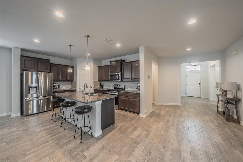 15901 Charing Cross Drive Property Photo 8