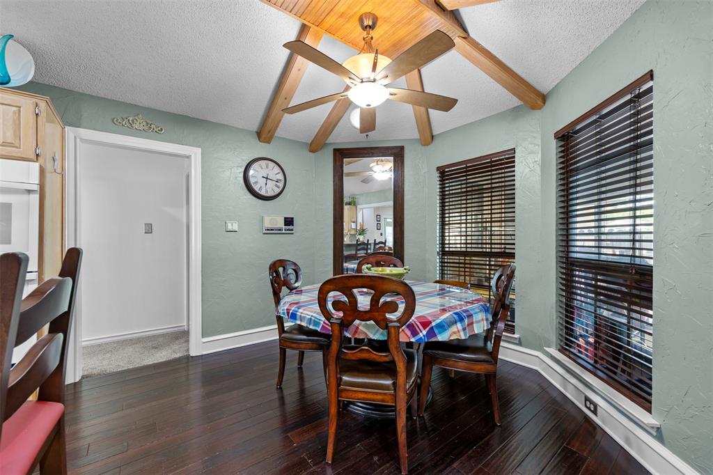 809 Shady Creek Drive Property Photo 14