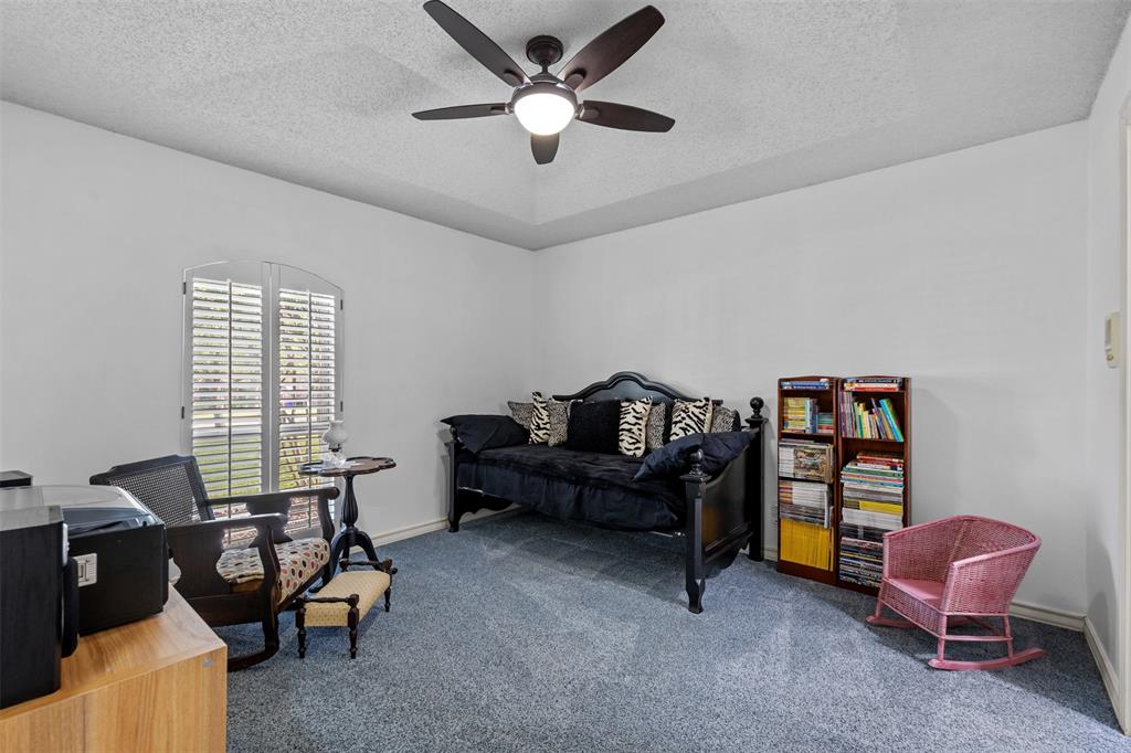 809 Shady Creek Drive Property Photo 27
