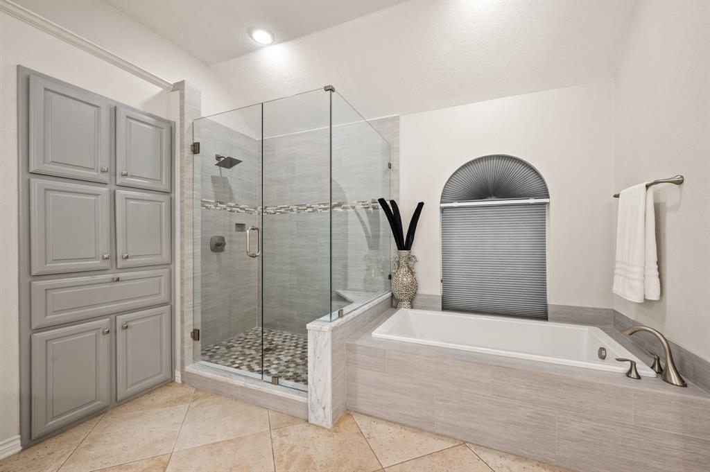 2108 Stonehaven Drive Property Photo 20