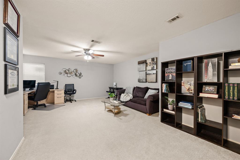 2108 Stonehaven Drive Property Photo 26