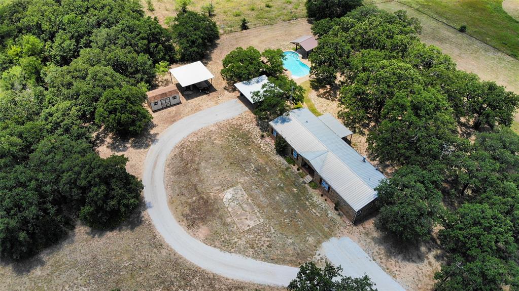 406 Private Road 3706 Property Photo 1