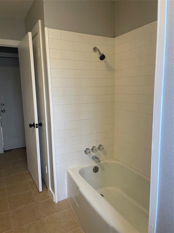 304 Front Street Property Photo 3