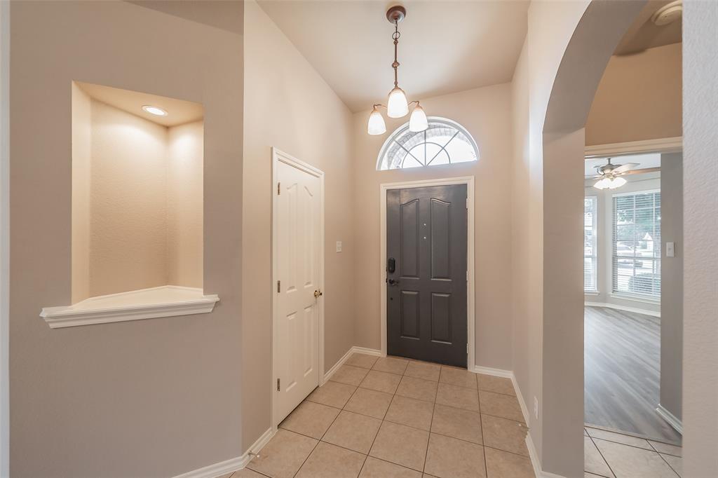 10501 Cloisters Drive Property Photo 3