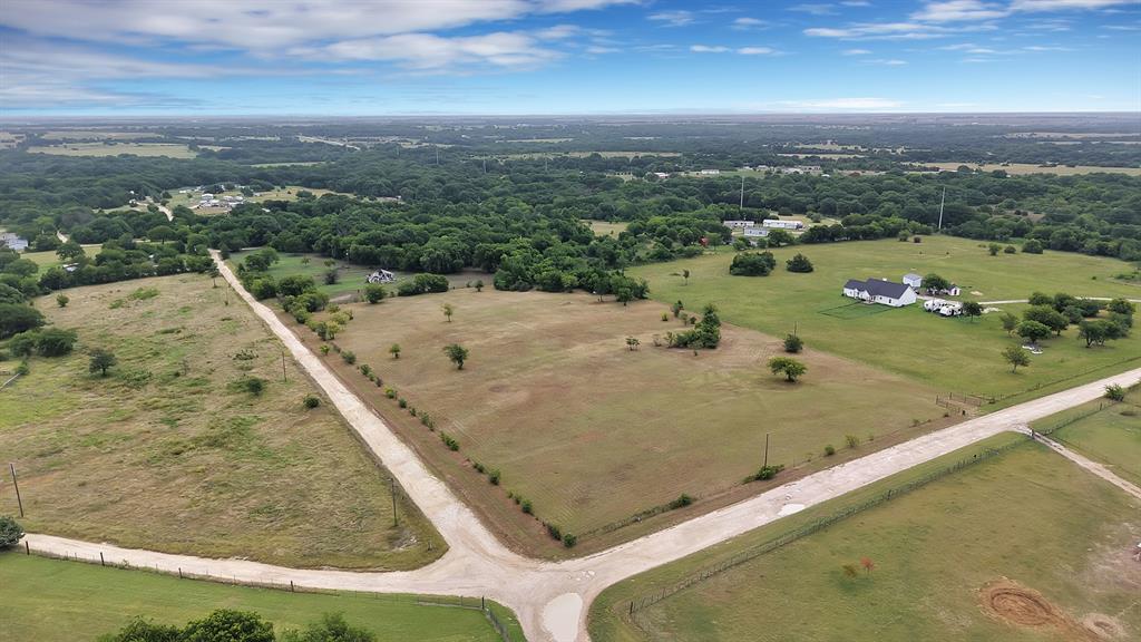 250 Private Road 477 Property Photo 4
