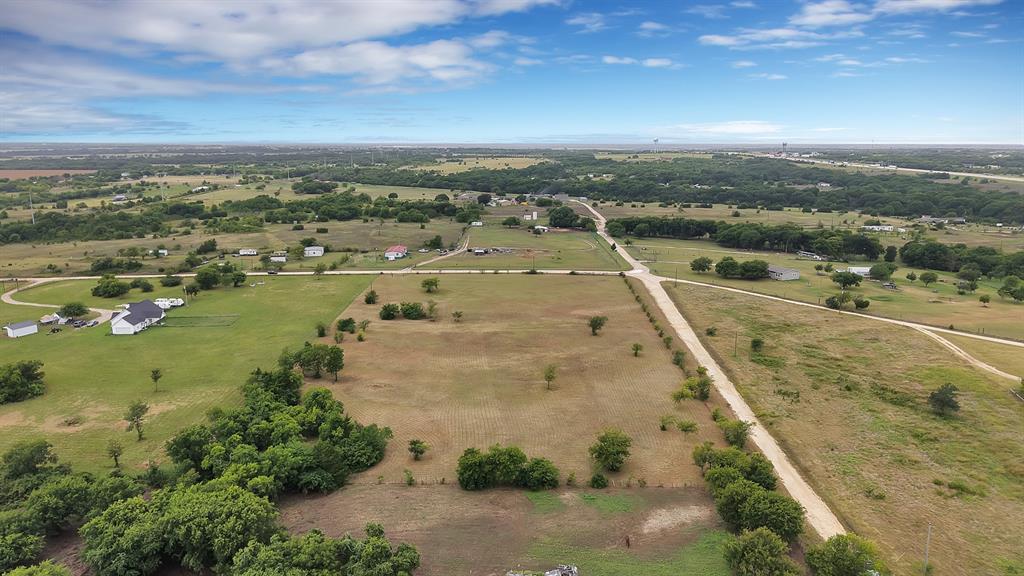 250 Private Road 477 Property Photo 5