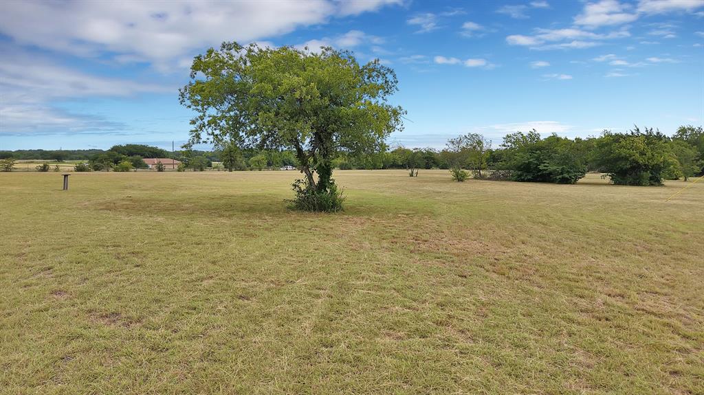 250 Private Road 477 Property Photo 8