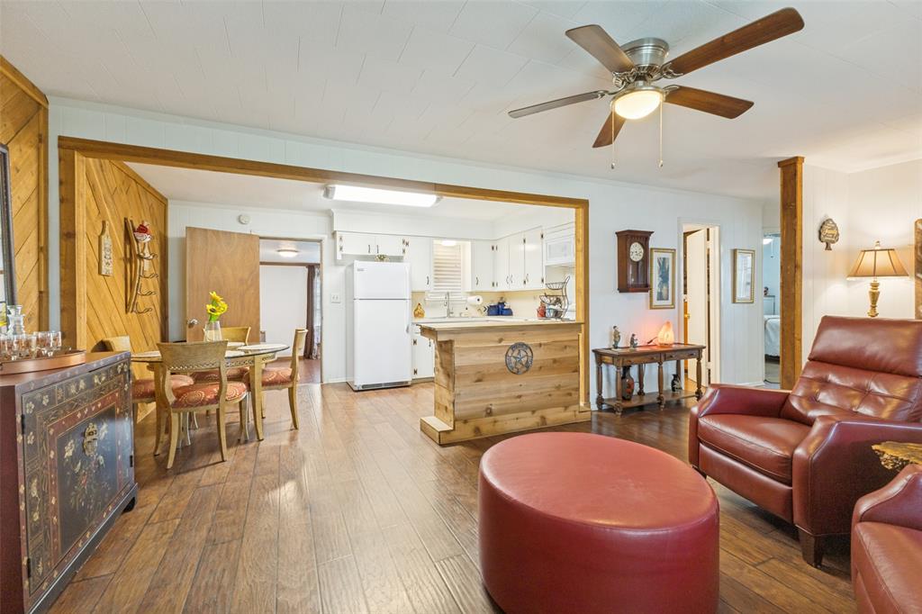 7811 Fm 35 Property Photo 5