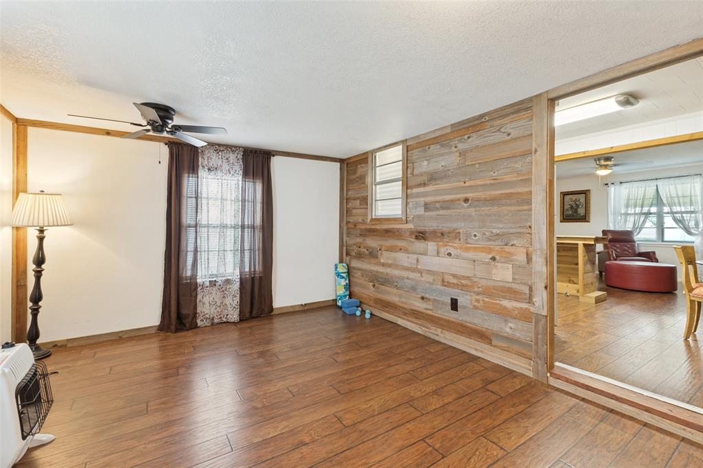 7811 Fm 35 Property Photo 8
