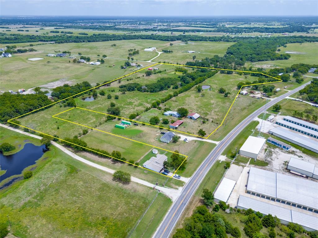 7811 Fm 35 Property Photo 14