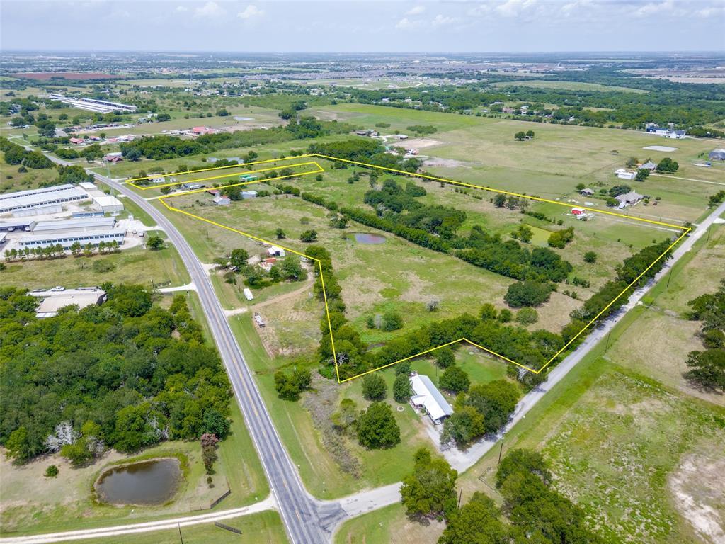 7811 Fm 35 Property Photo 15