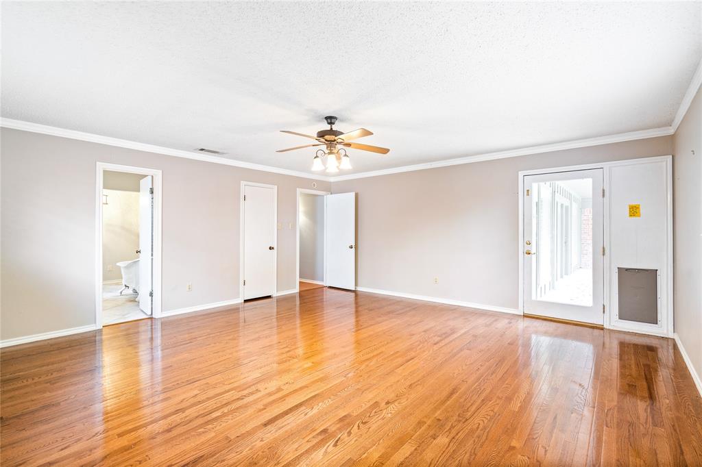 8921 Crosswind Drive Property Photo 19