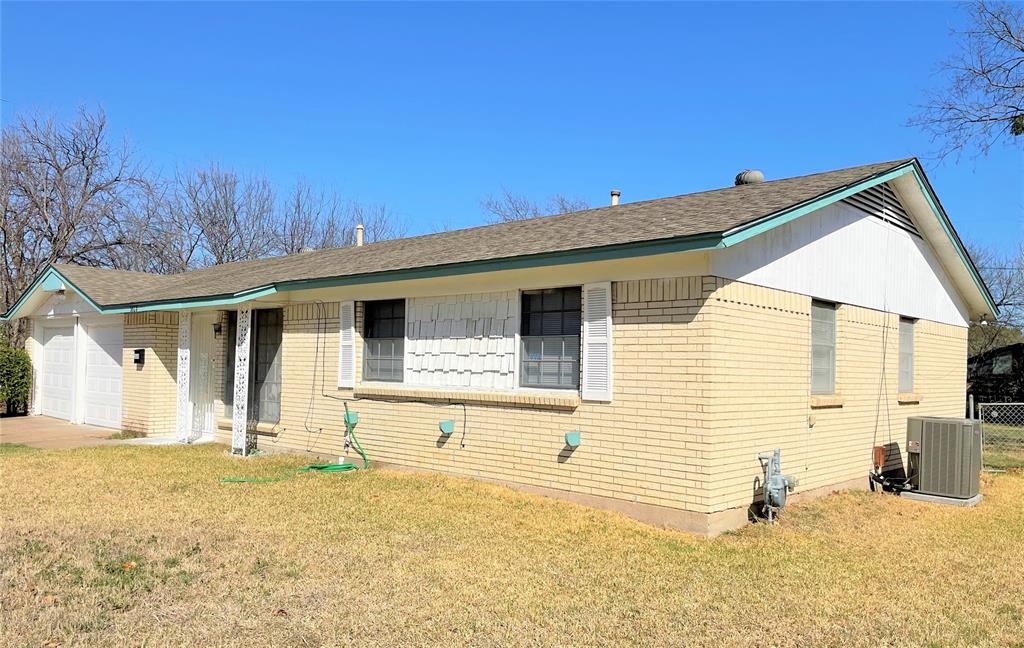 5609 Conlin Drive Property Photo 1