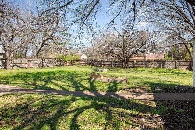 8760 S County Road Property Photo 2