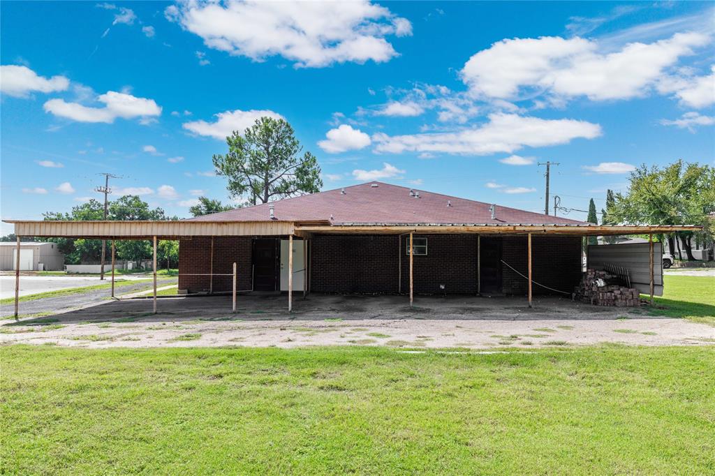 2201 Coggin Avenue Property Photo 12