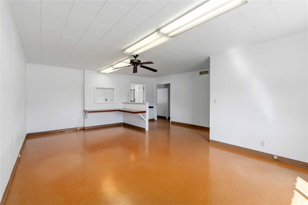 2201 Coggin Avenue Property Photo 24