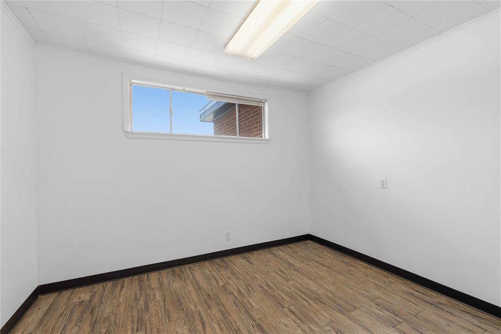 2201 Coggin Avenue Property Photo 28