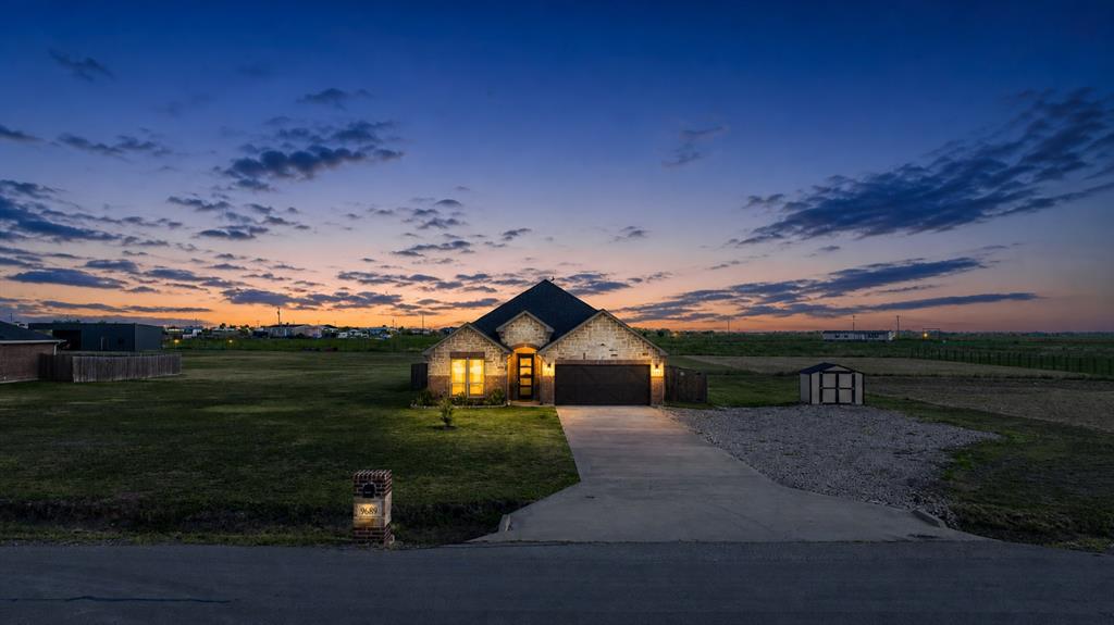 9689 County Road 4116 Property Photo 2