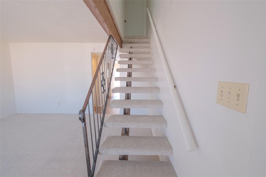 6317 Granbury Road 6321 Property Photo 8