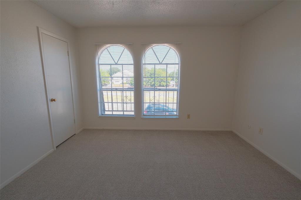 6317 Granbury Road 6321 Property Photo 12