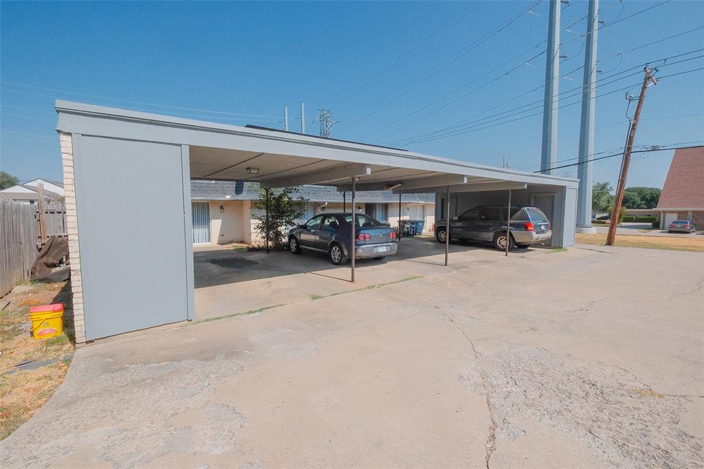 6317 Granbury Road 6321 Property Photo 17