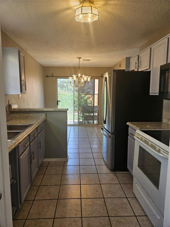 1537 Collin Drive Property Photo 11